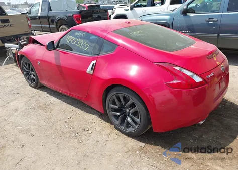 2015 Nissan 370Z Touring z USA, uszkodzony, nr VIN JN1AZ4EH6FM443547